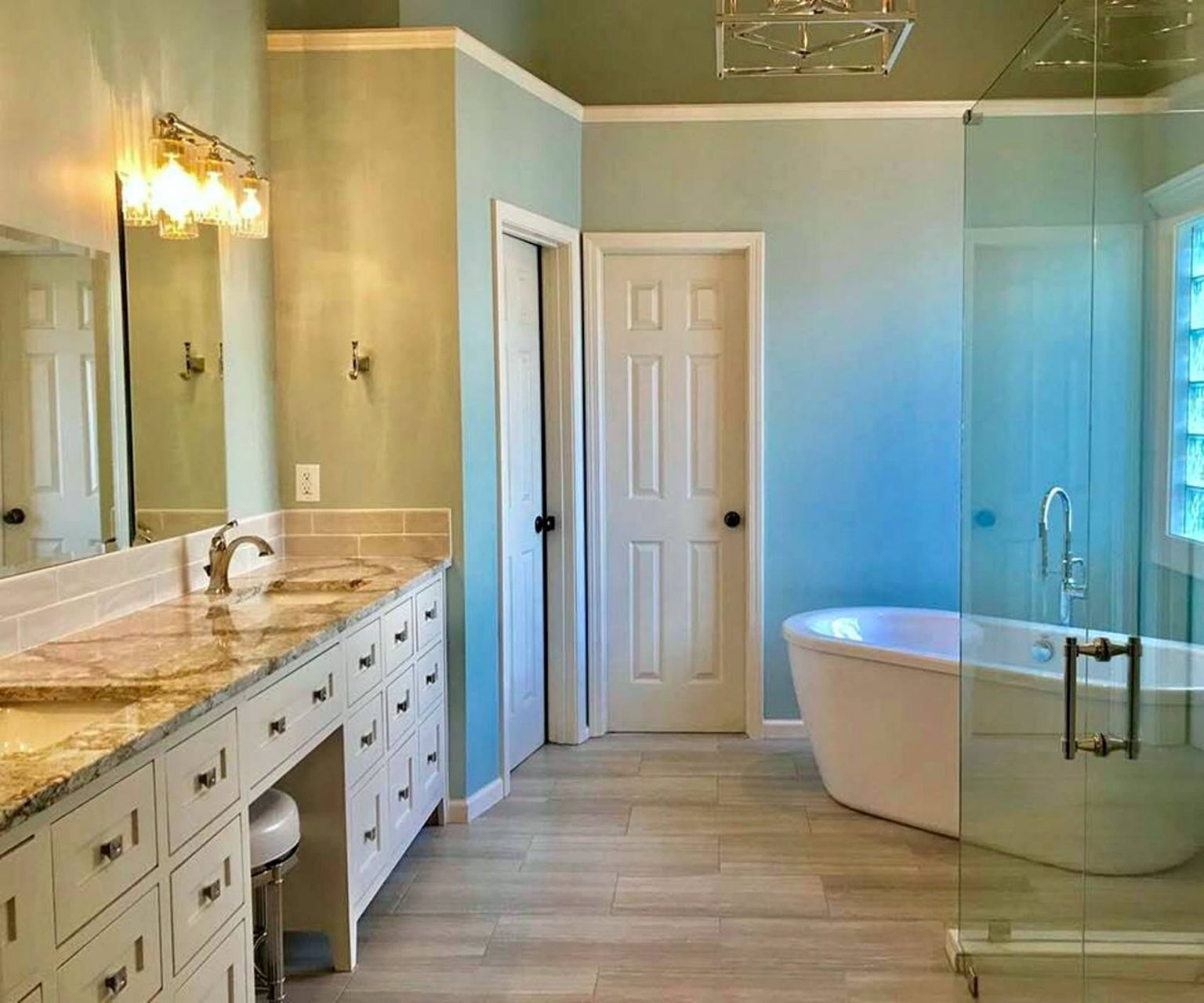 Universal Interior Design: 3 Bath Trends of the Future | KAREN MILLS